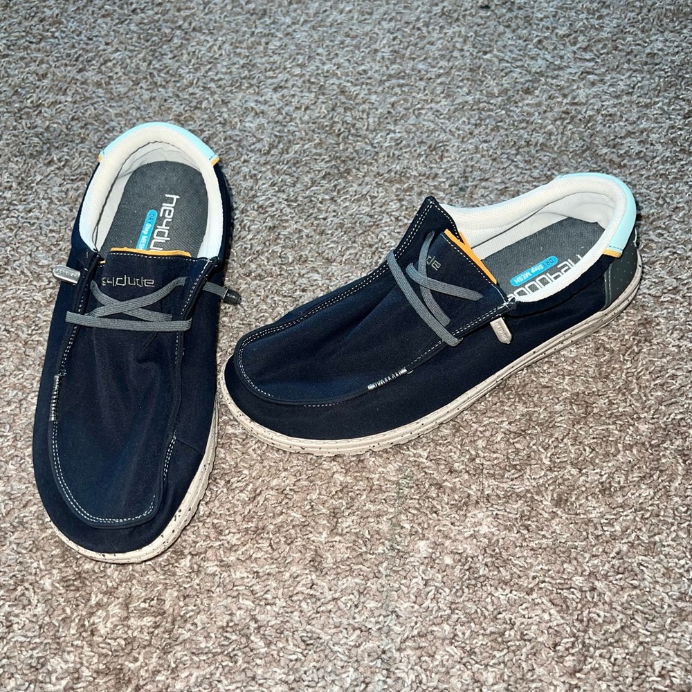 Hey Dude Men’s Wally Adv Multi Color Loafers